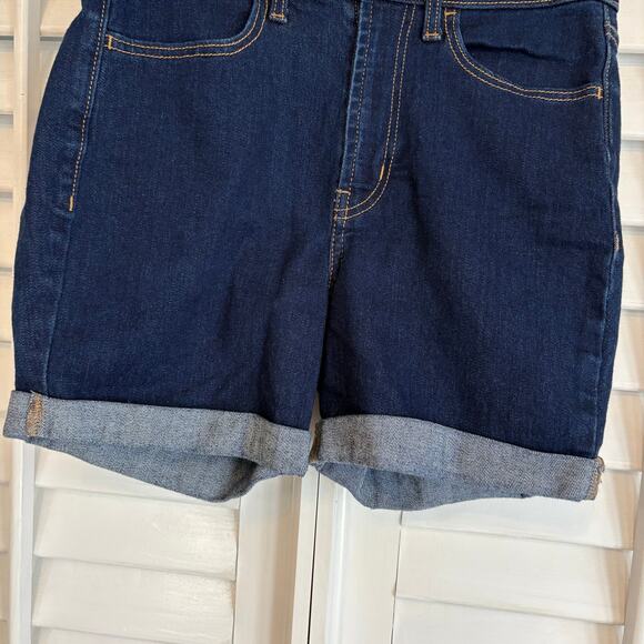 Old Navy High Rise Jean Shorts Size 4 - Picture 4 of 6